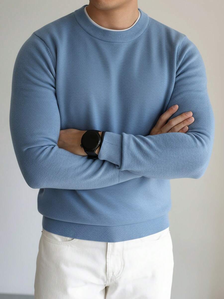 Men's crew neck slim-fit sweater in blue — additional view