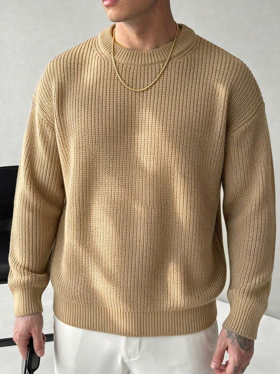 Men's crew neck relaxed-fit pullover in light yellow — additional view