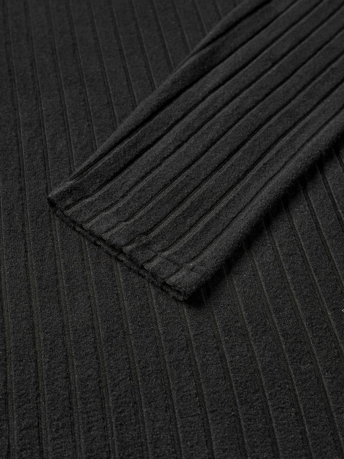 Sawyer | Ribbed V-Neck Long Sleeve Top
