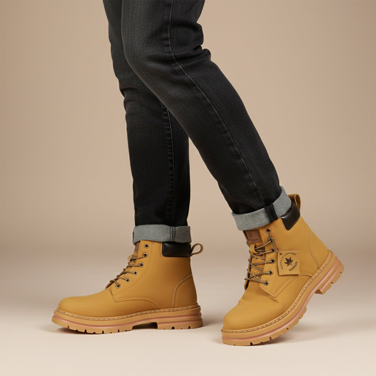 Men's fur-lined insulated snow boots — alternate view