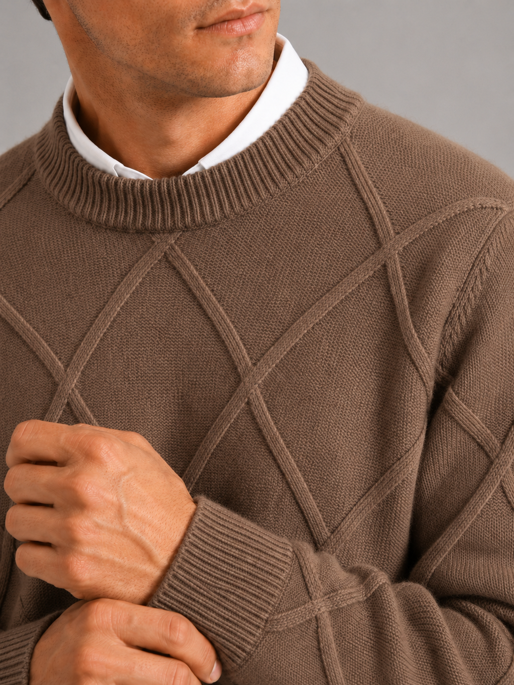 Men's cable-knit crew neck pullover — additional view