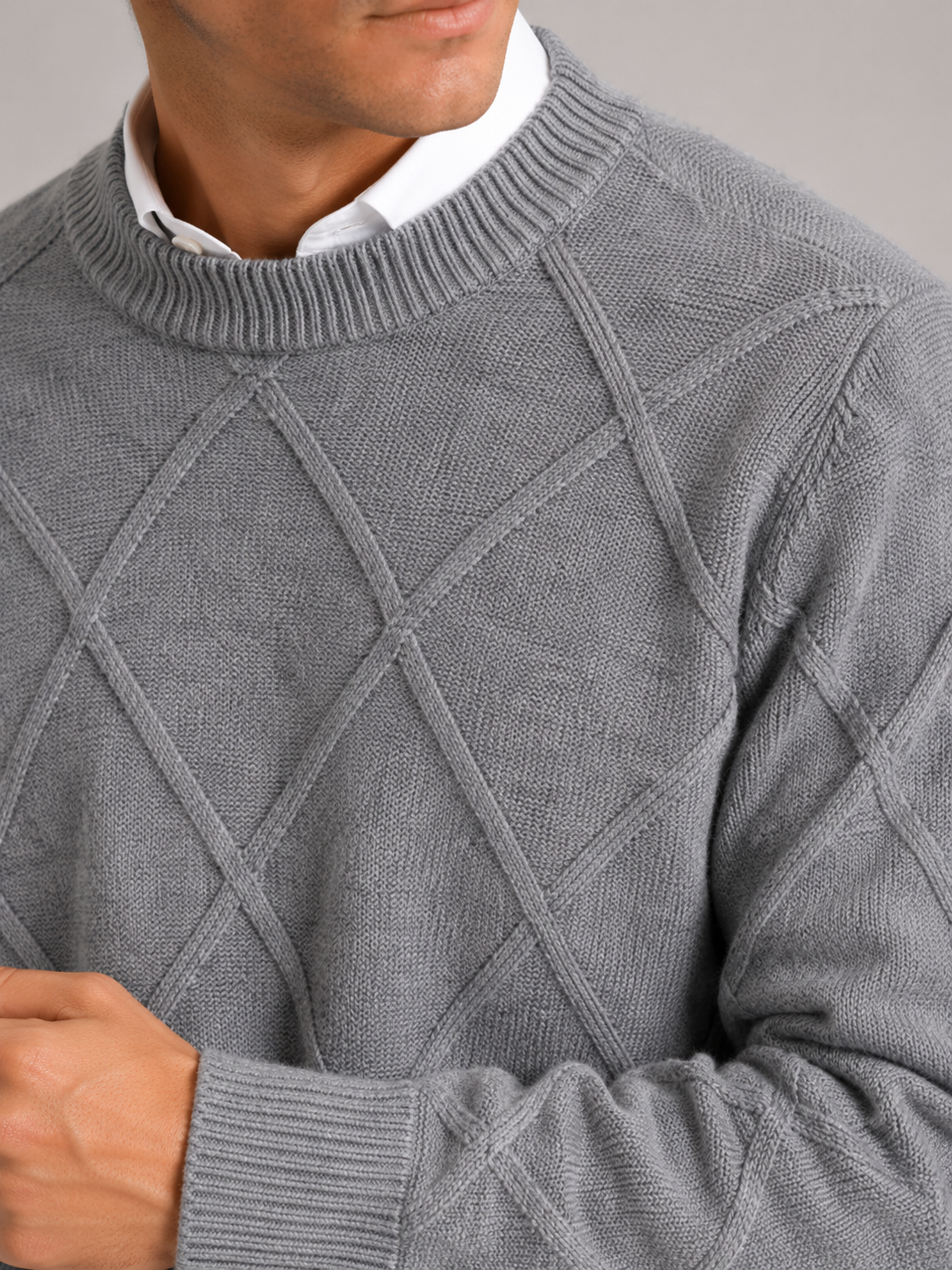 Men's cable-knit crew neck pullover — alternate view