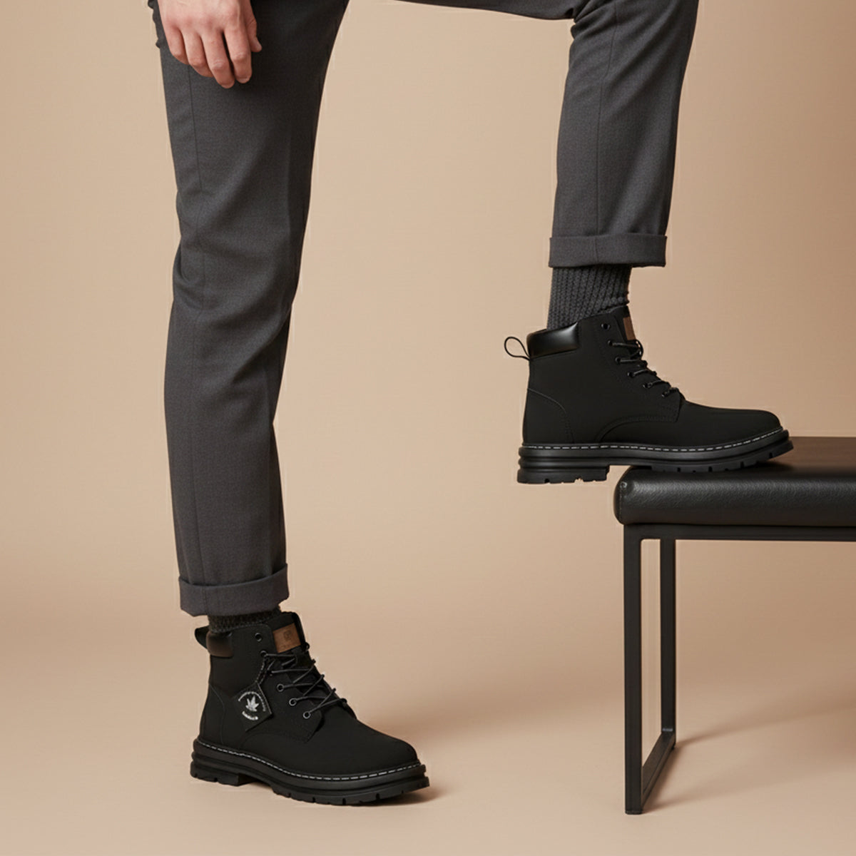 Men's fur-lined insulated snow boots — additional view