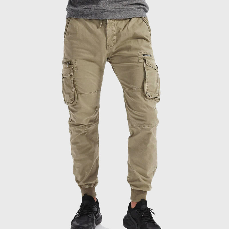 Men's relaxed-fit cargo pants — additional view