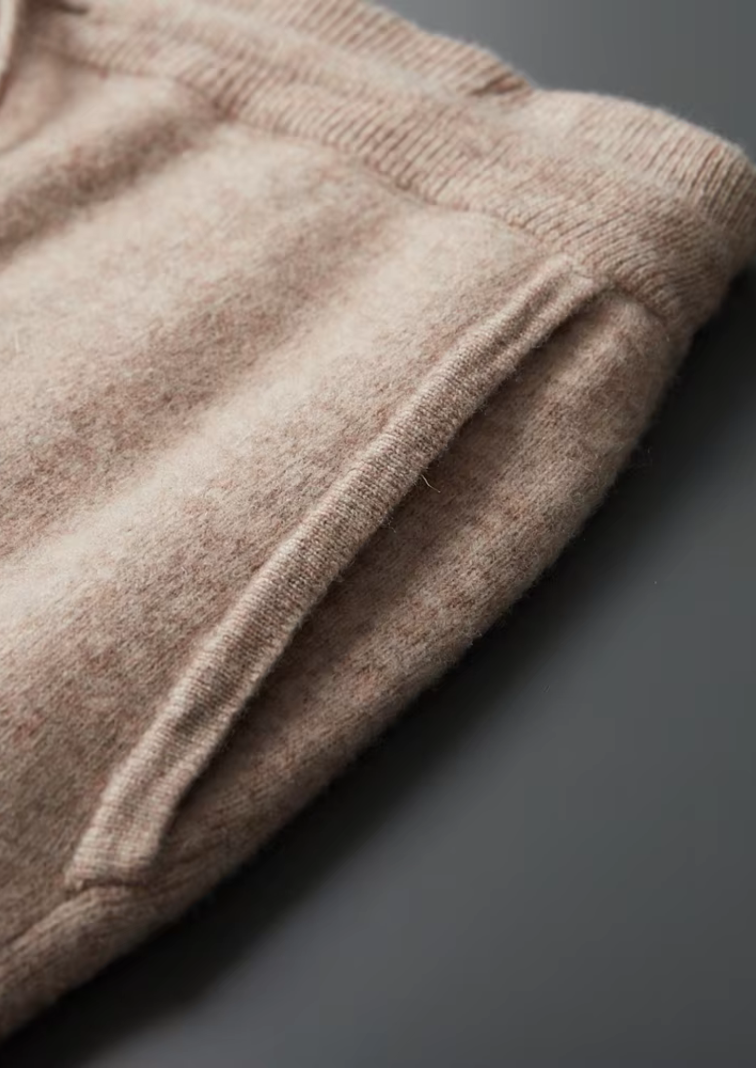 Men's two-piece drawstring sweater set — additional view