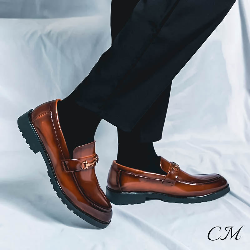 Men's slip-on classic loafers — detail view