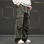 Men's wide-leg relaxed-fit cargo pants — alternate view