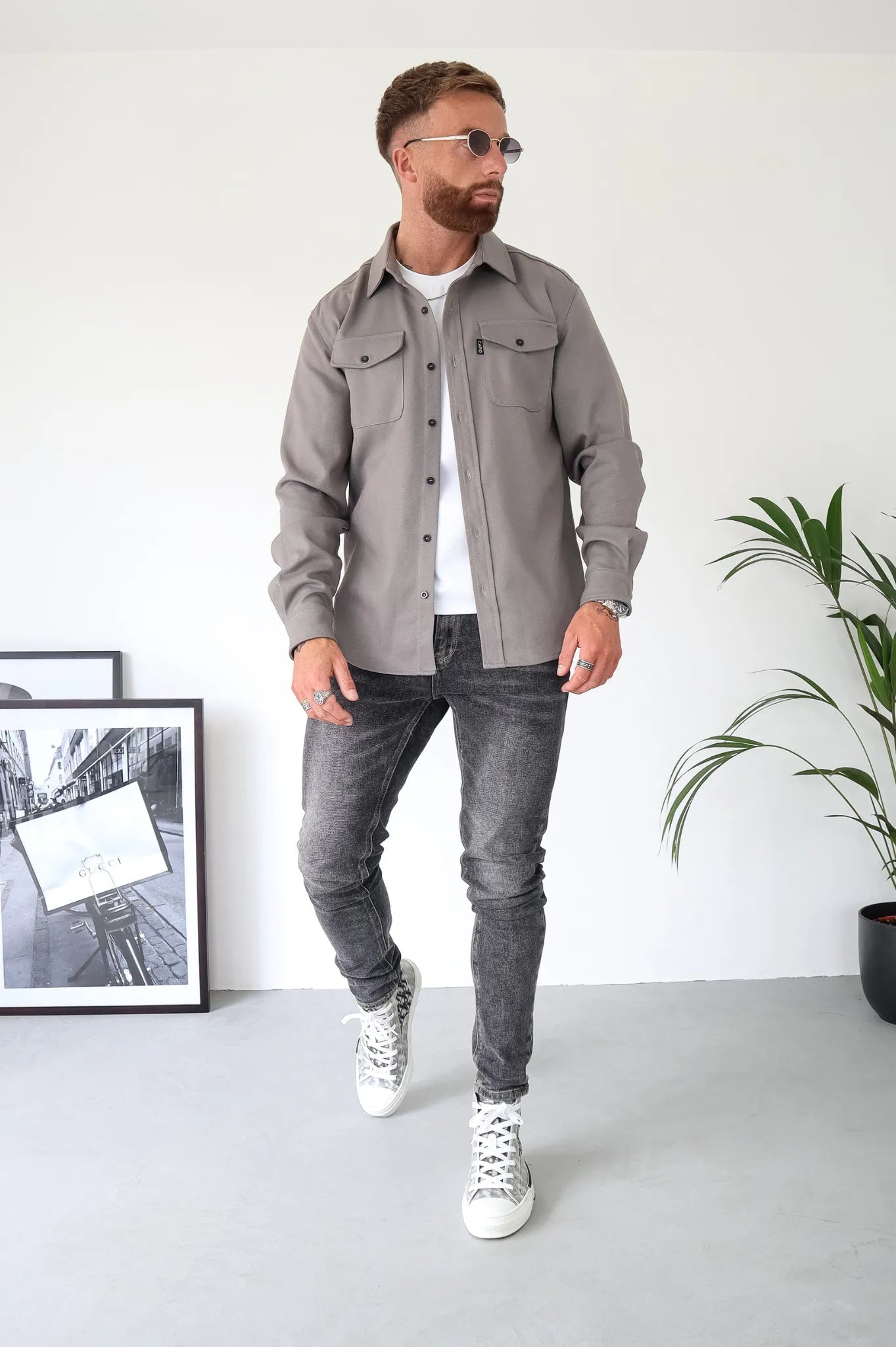 Men's chest pocket overshirt jacket in grey — additional view