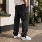 Men's relaxed-fit cargo pants — alternate view