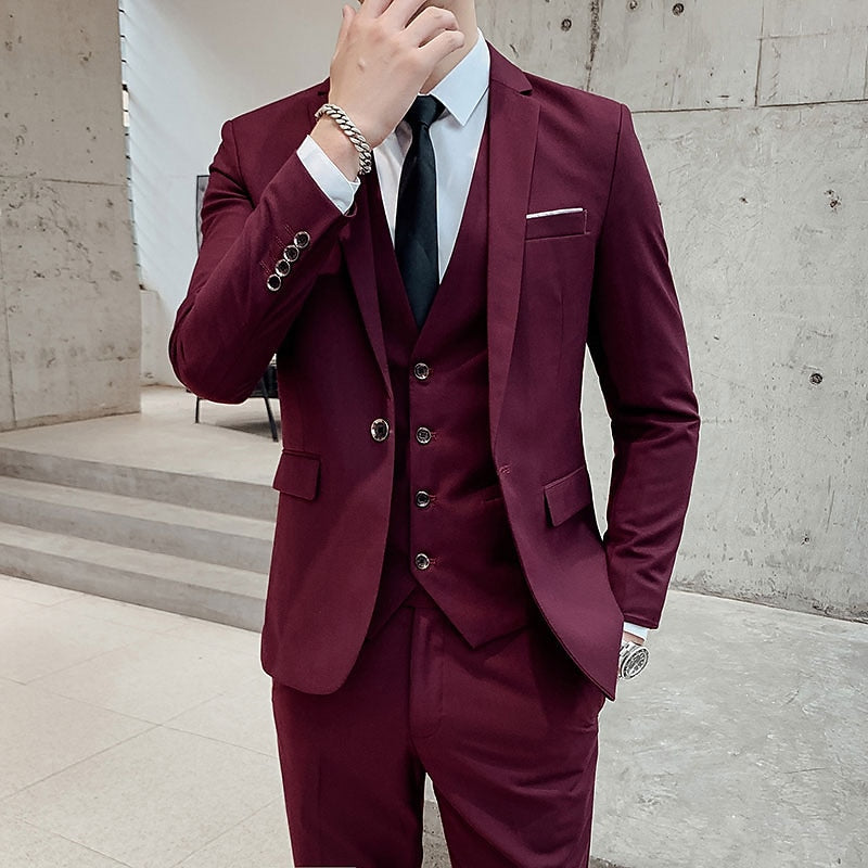 Men's three-piece knit set in burgundy