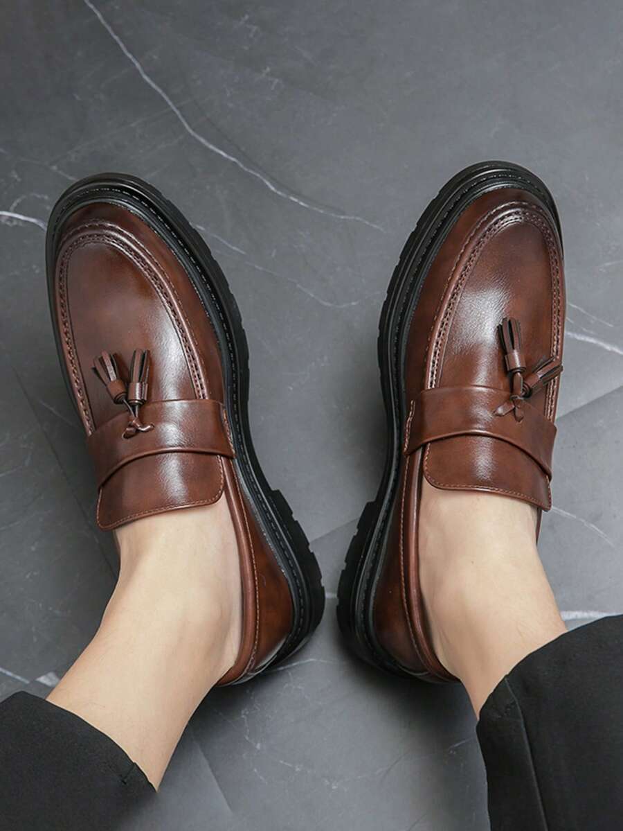 Men's houndstooth tassel loafers — additional view