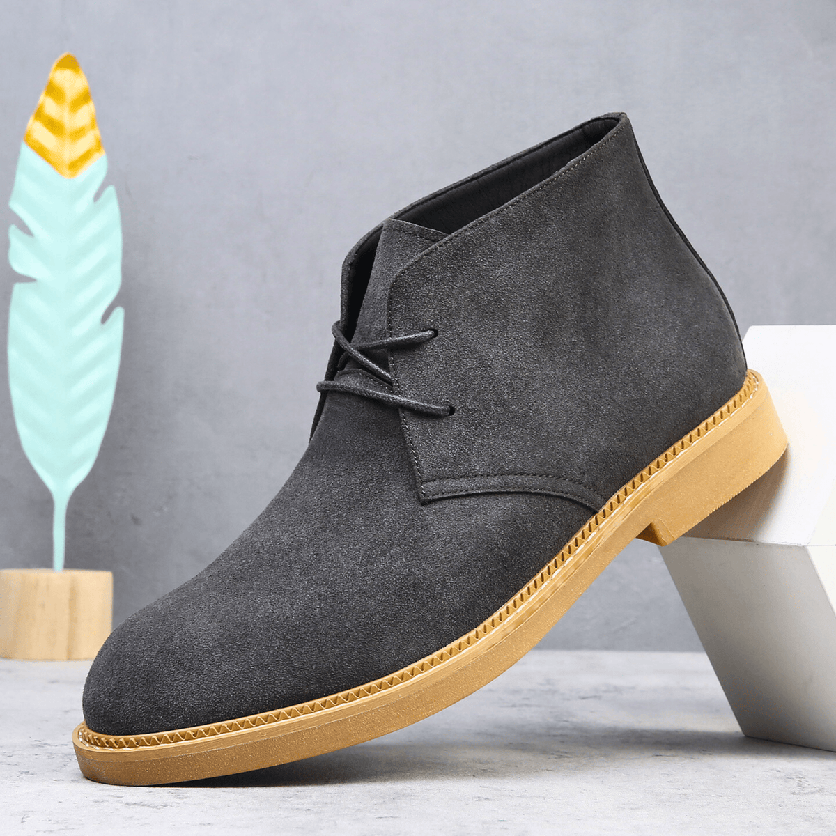 Men's suede chukka boots in granite — alternate view